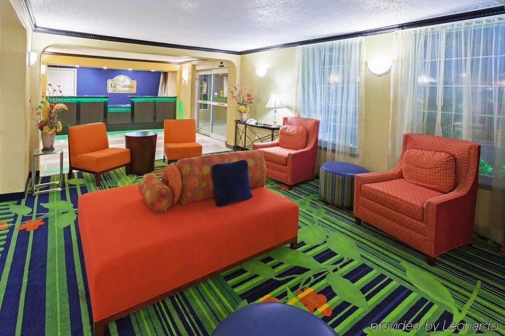 La Quinta Inn & Suites Tulsa Dış mekan fotoğraf